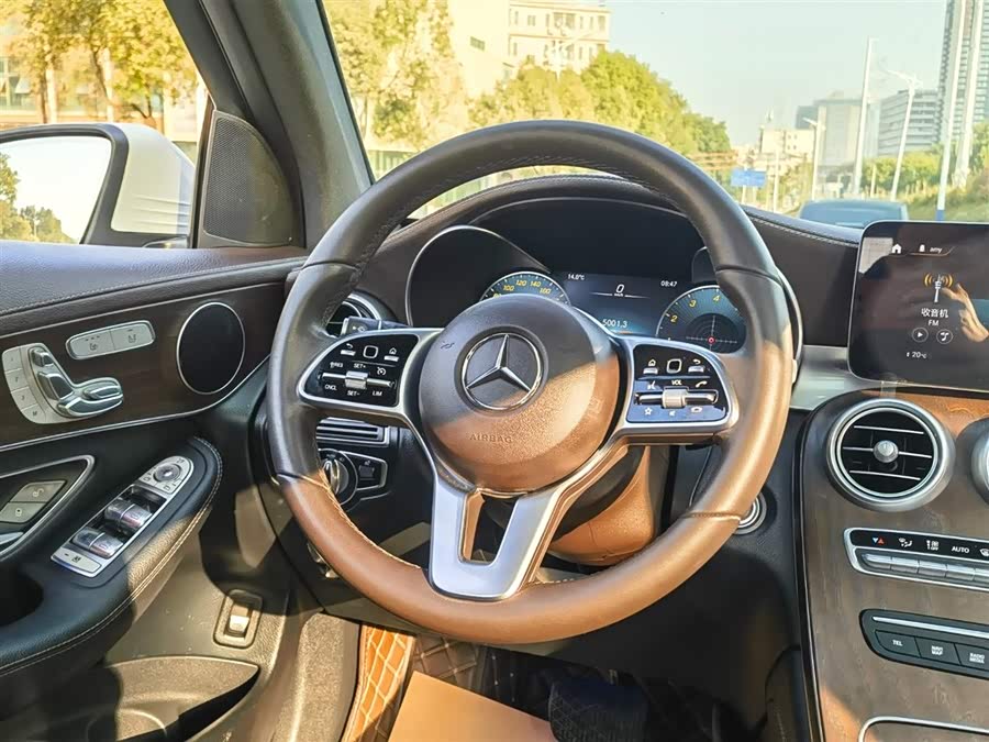 Mercedes-Benz GLC Class 2020 car image #13
