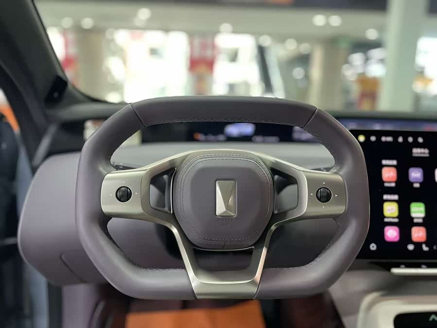 Avatr 12 2023 immagine di auto #13