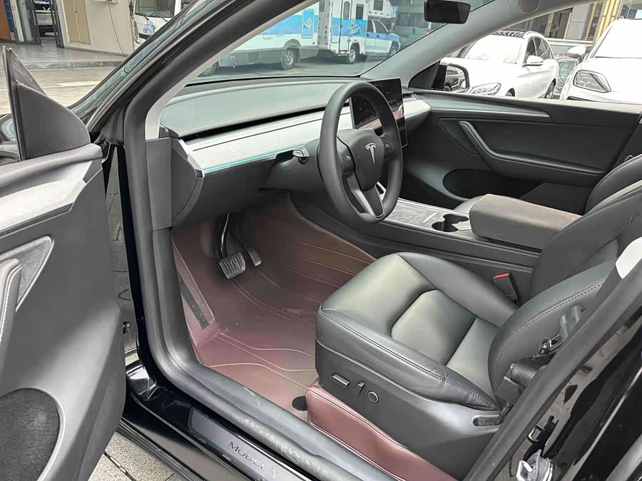 特斯拉 Model Y 2023 汽车图片 #13