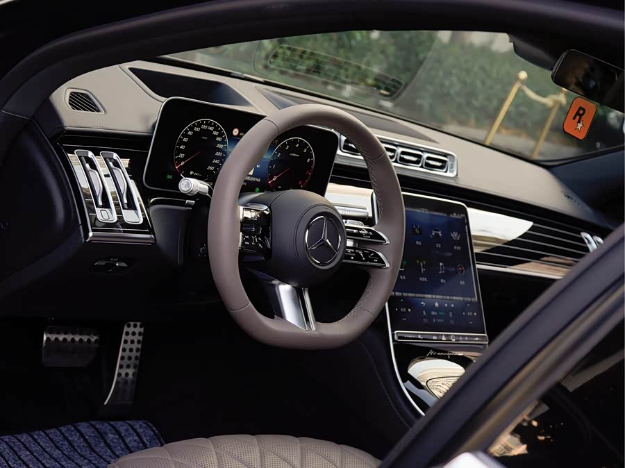 Mercedes-Benz S Class 2024 immagine di auto #13