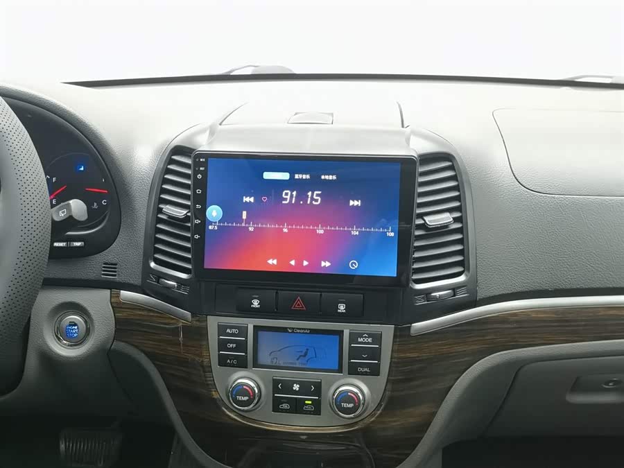 Hyundai Santa Fe Classic 2012 car image #13