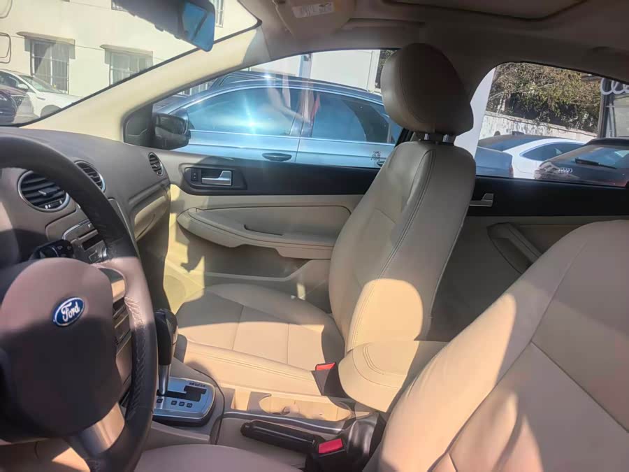 Ford Focus 2013 image de voiture #13