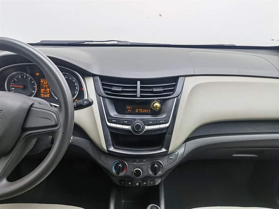 Chevrolet Sail 2015 car image #13