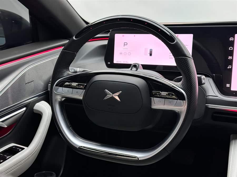 Xpeng P7 2023 immagine di auto #13