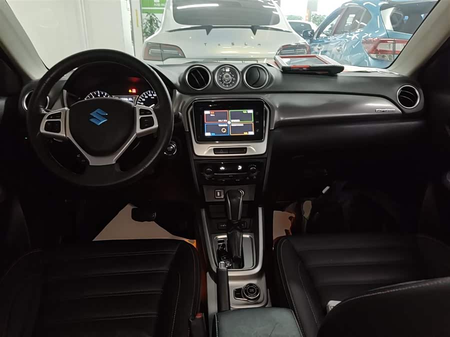 Suzuki Vitara 2016 #13 Suzuki Vitara 2016 car image #13