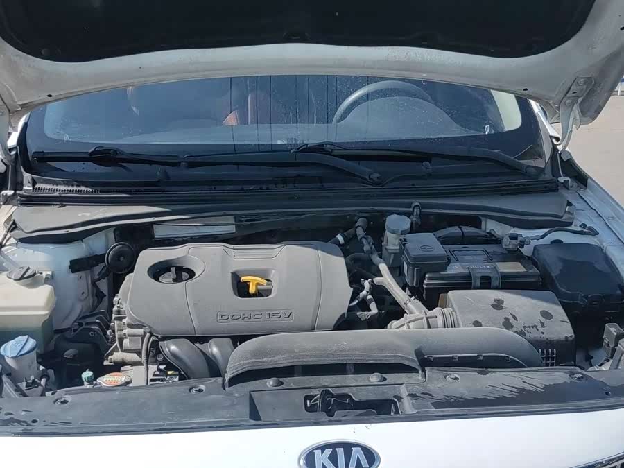 Kia K5 2018 imagem de carro #13