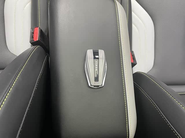 GEELY Coolray 2022 #13 GEELY Coolray 2022 car image #13
