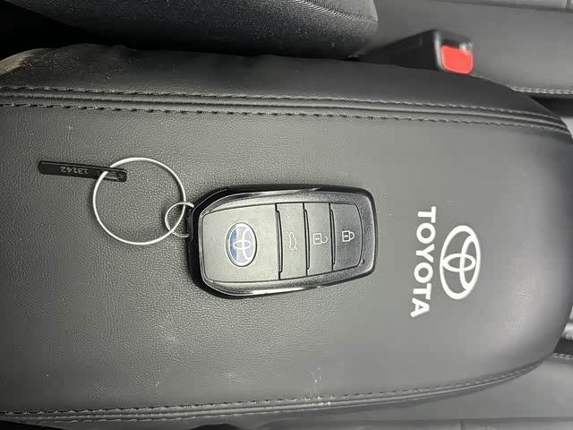 Toyota Corolla 2023 car image #13
