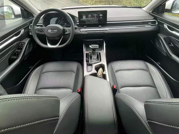 GEELY Emgrand 2022 #13 GEELY Emgrand 2022 car image #13