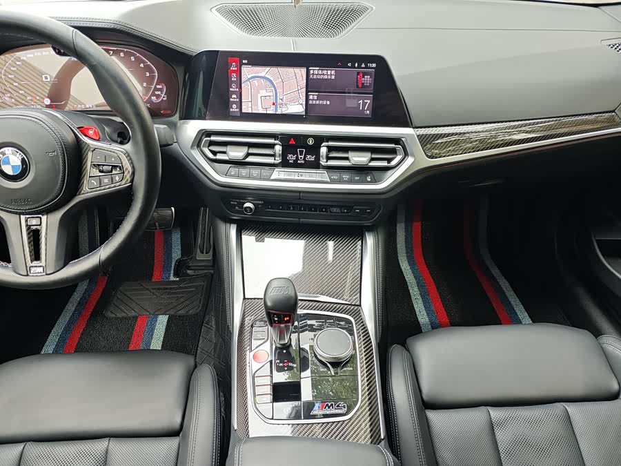 BMW M4 2022 car image #13