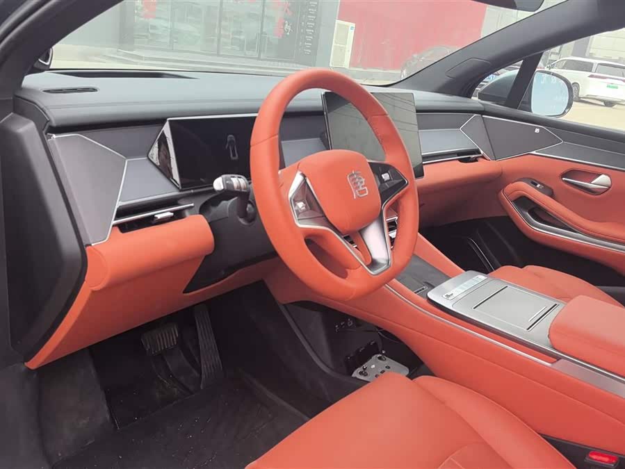 BYD Tang L 2025 #13 BYD Tang L 2025 car image #13