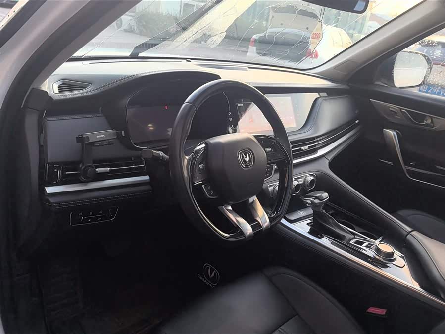 Changan CS95 2019 #13 Changan CS95 2019 car image #13