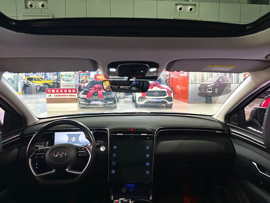 Hyundai Tucson 2023 car image #13