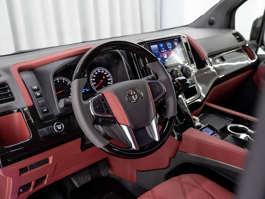 Toyota car image #13
