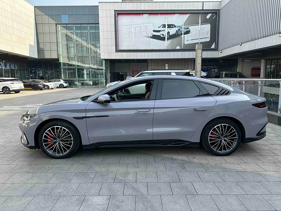 BYD Han 2024 #13 BYD Han 2024 صورة سيارة #13