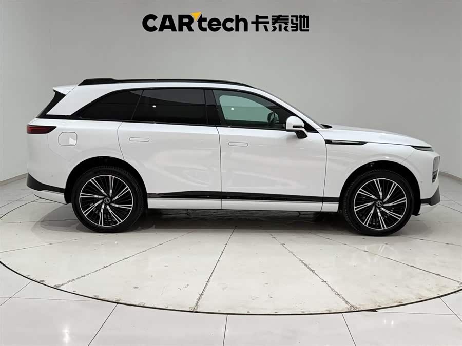 Xpeng G9 2024 immagine di auto #13