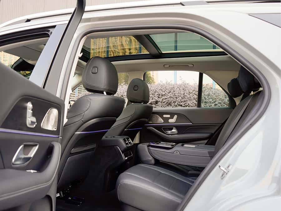 Mercedes-Benz GLE Class 2023 #13 Mercedes-Benz GLE Class 2023 car image #13