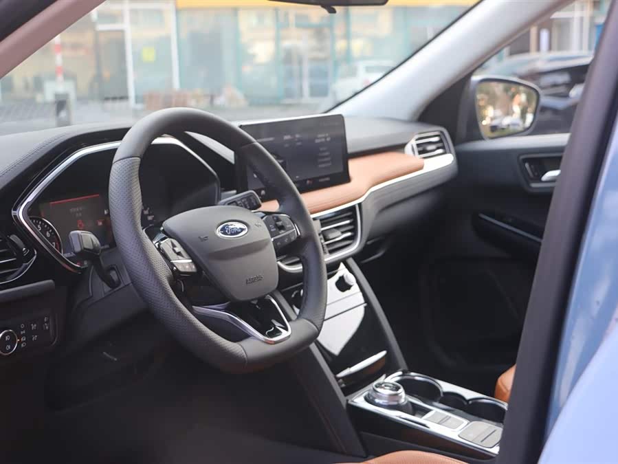 Ford Escape 2023 car image #13