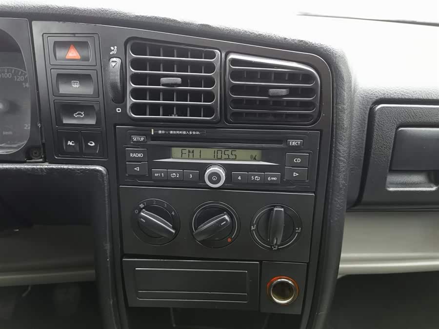 Jetta Jetta 2012 #13 Jetta Jetta 2012 car image #13