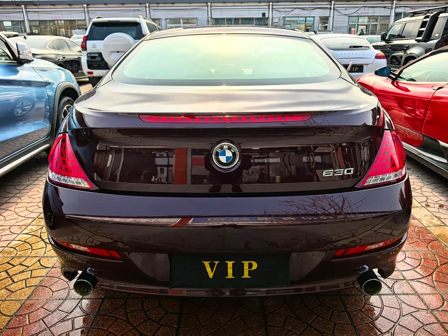 BMW 6 Series 2010 car image #13