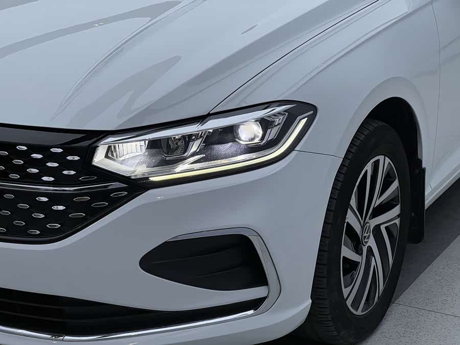 Volkswagen Lavida 2022 car image #13