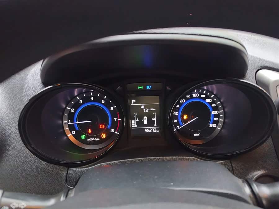 Changan CS15 2018 #13 Changan CS15 2018 car image #13