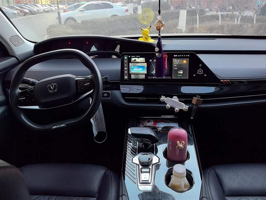 Changan UNI-K iDD 2022 car image #13