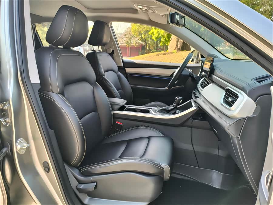 GEELY Vision X6 2020 car image #13