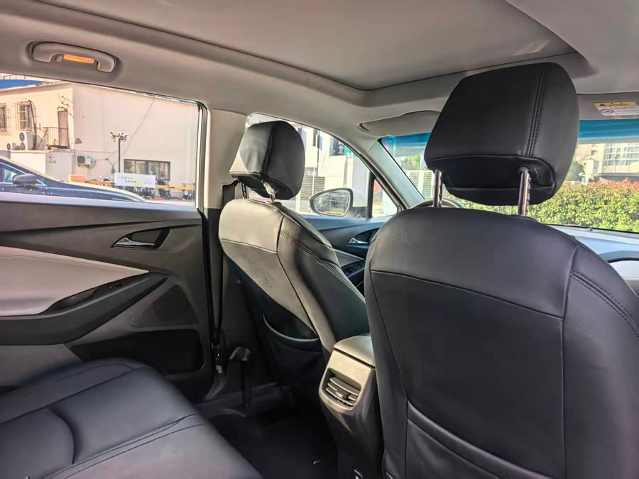 Chevrolet Orlando 2020 #13 Chevrolet Orlando 2020 car image #13