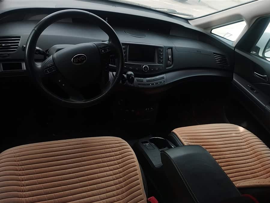 BYD e6 2016 #13 BYD e6 2016 car image #13