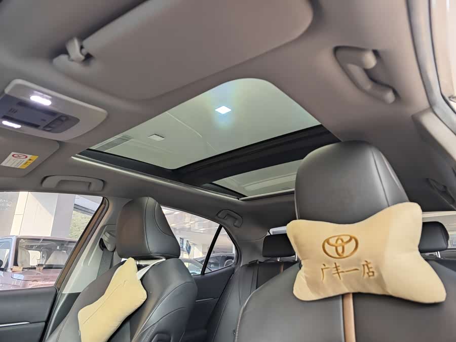 Toyota Camry 2020 #13 Toyota Camry 2020 car image #13
