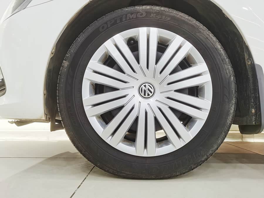 Volkswagen Polo 2019 immagine di auto #13