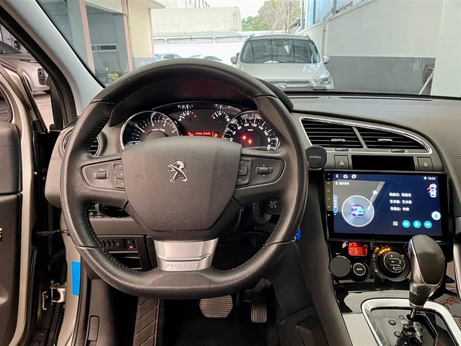 Peugeot 3008 2017 car image #13