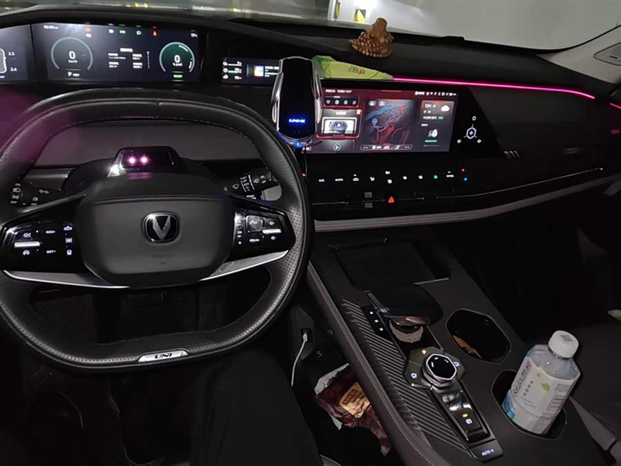 Changan UNI-K iDD 2023 car image #13