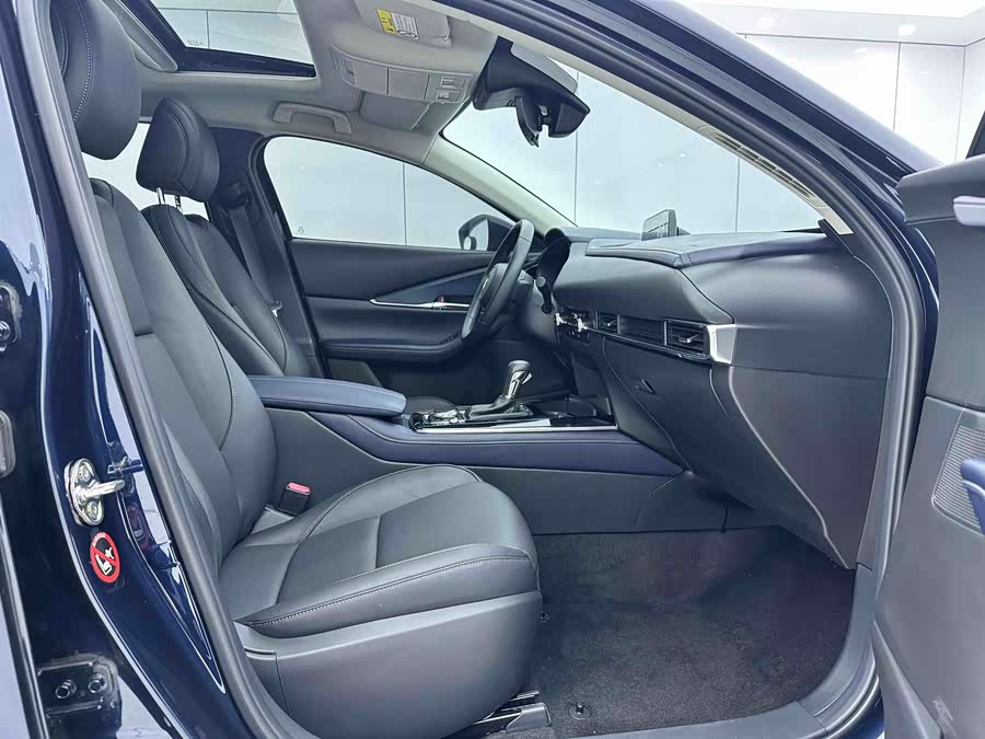 Mazda CX-30 2021 car image #13