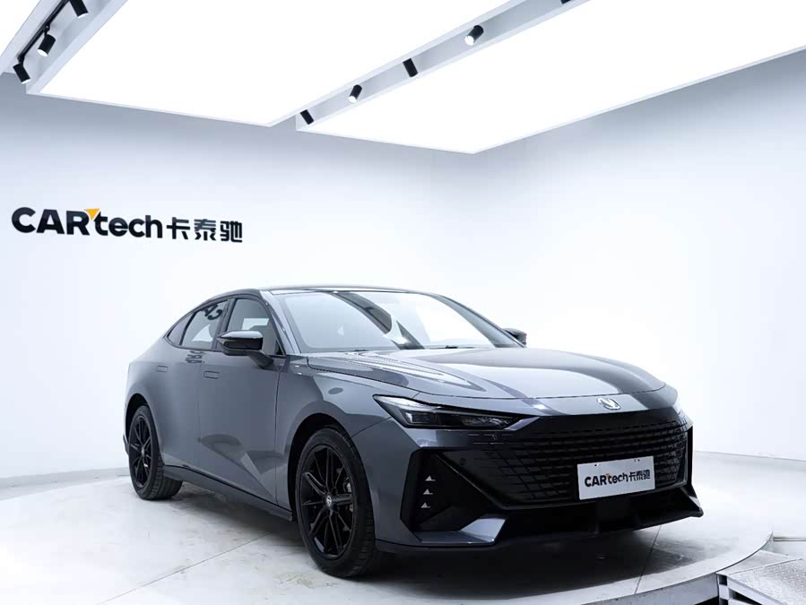 Changan UNI-V 2023 car image #13