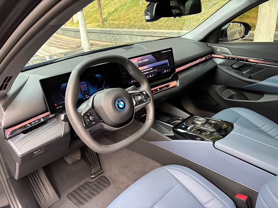 BMW i5 2024 #13 BMW i5 2024 car image #13