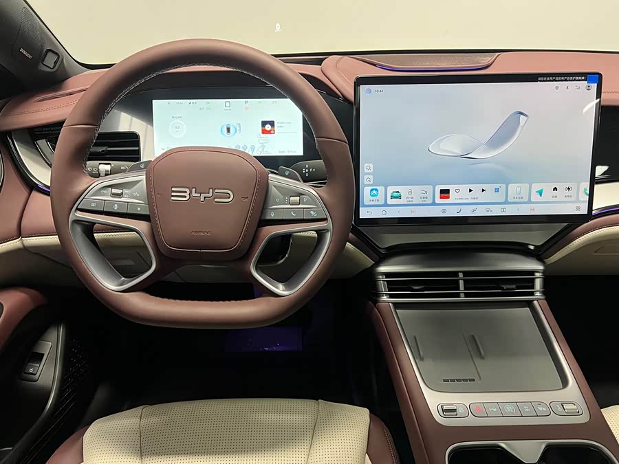 BYD Seal 07 DM-i 2025 car image #13