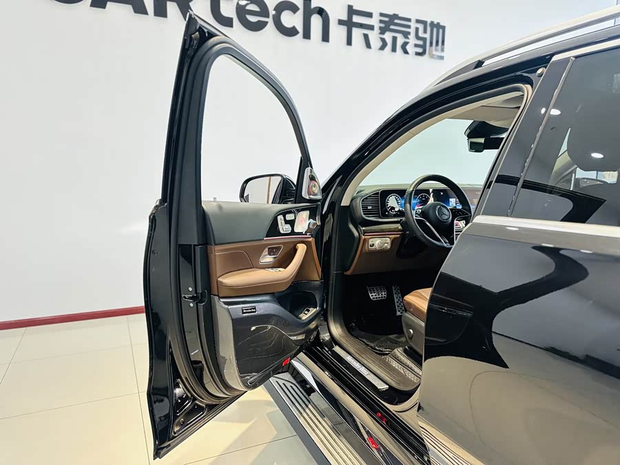 Mercedes-Benz GLE Class 2024 car image #13