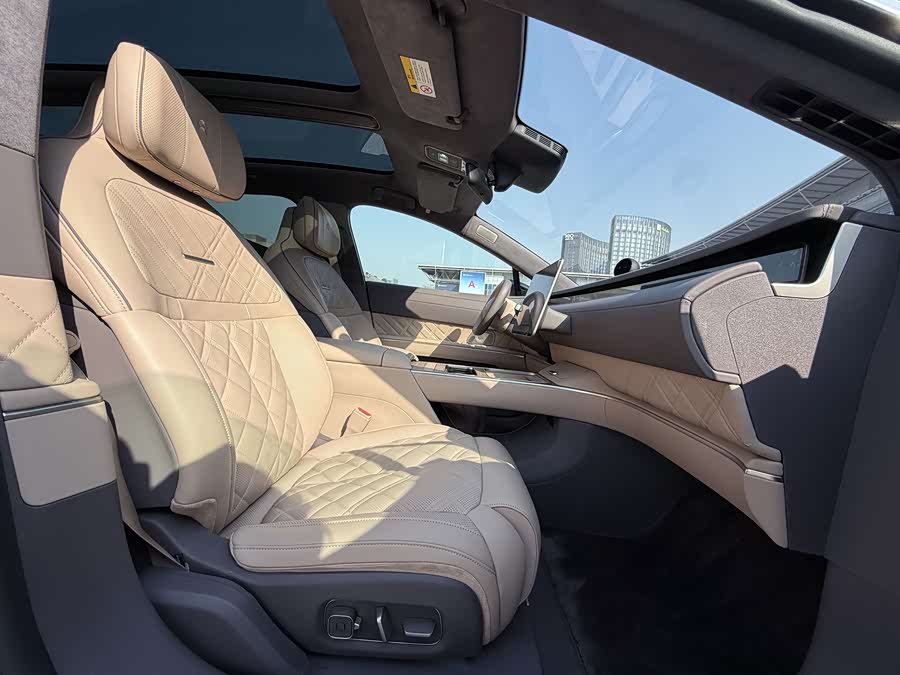 蔚来 蔚来ET9 2025 汽车图片 #13