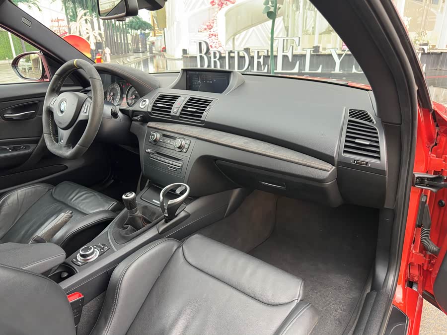 BMW 1 Series M 2012 car image #13