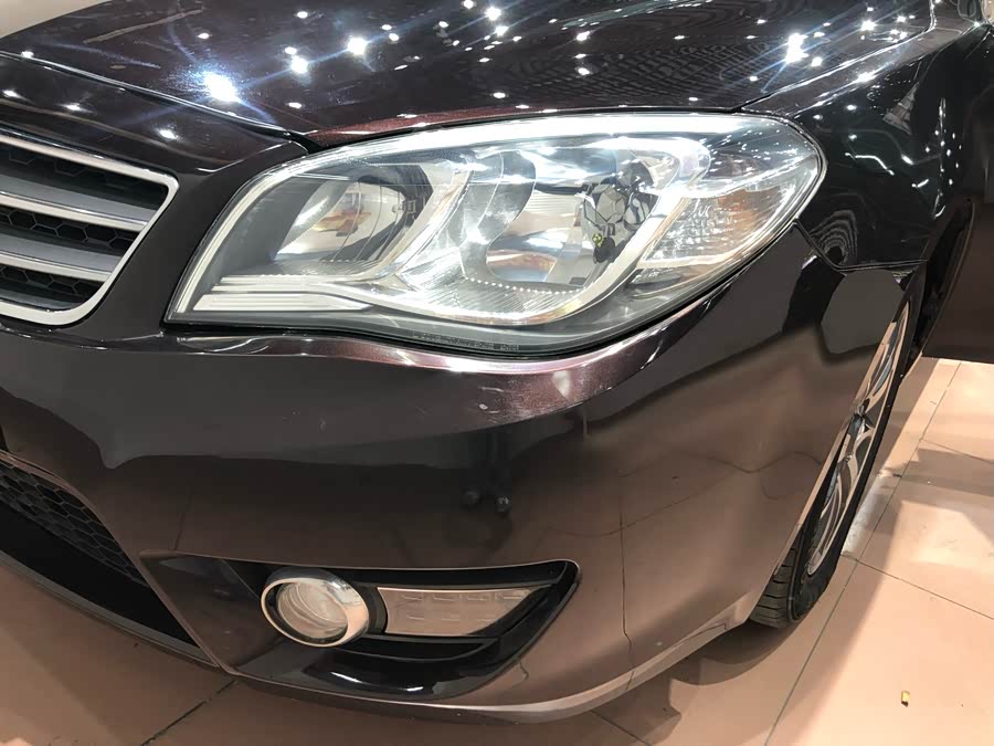 Soueast V6 Lingshi 2014 car image #13