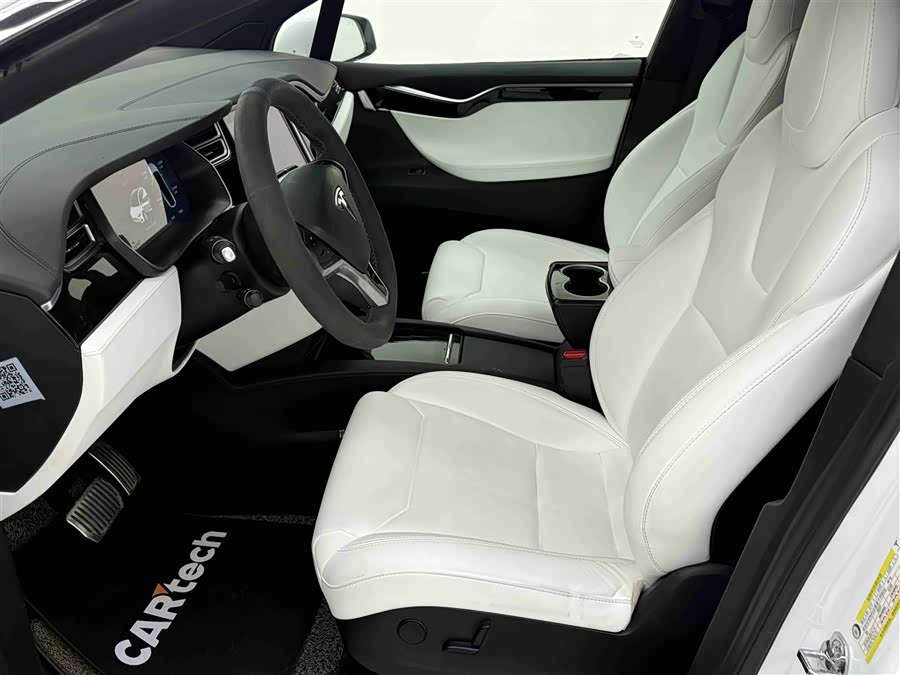 Tesla Model X 2018 #13 Tesla Model X 2018 car image #13