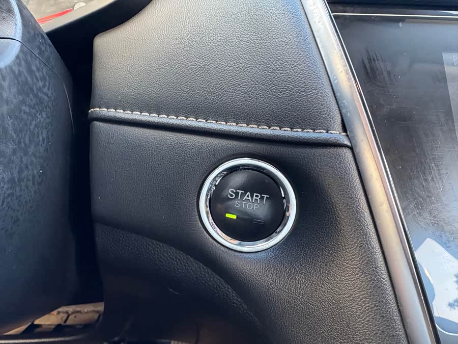Roewe i5 2020 car image #13