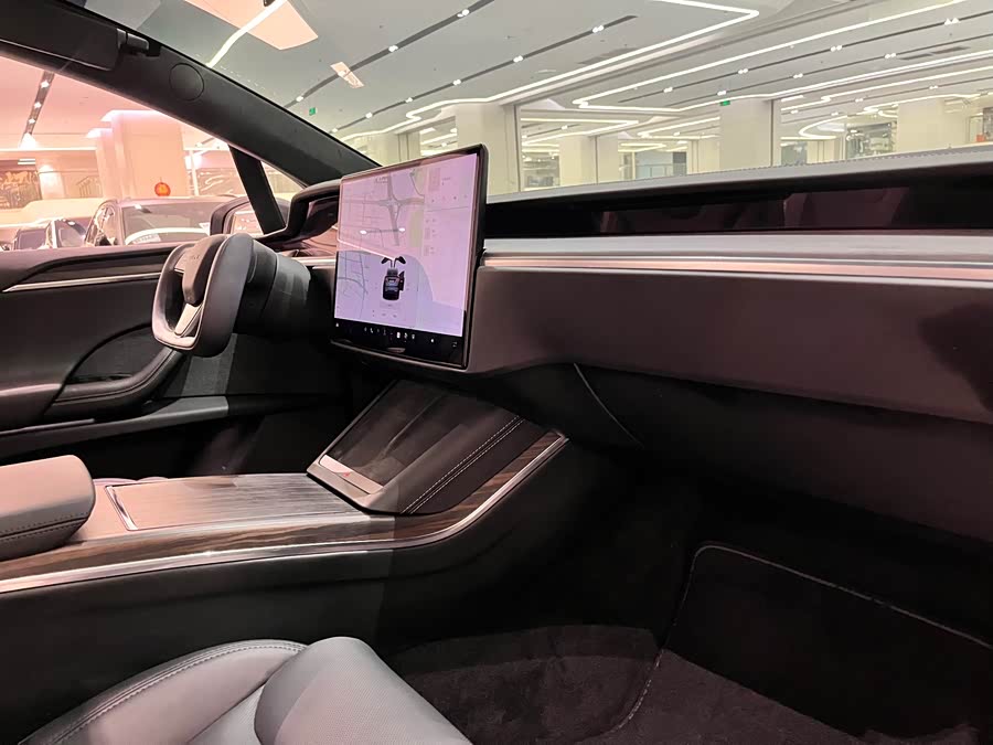 Tesla Model X 2023 immagine di auto #13