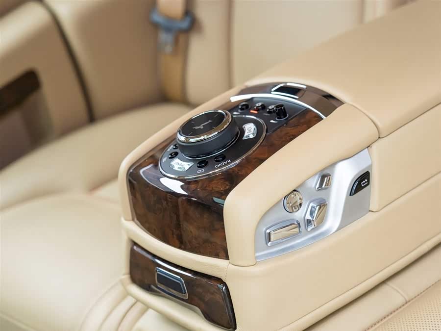 Rolls-Royce Ghost 2017 car image #13