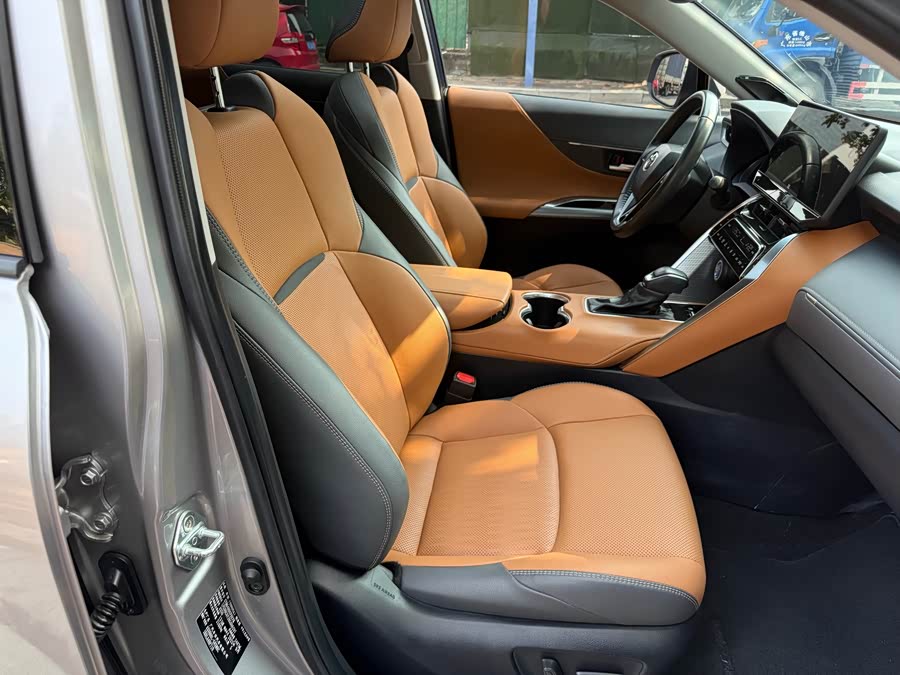 Toyota Venza 2023 immagine di auto #13