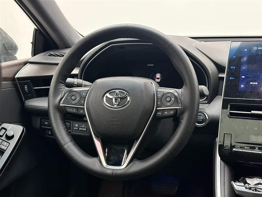 Toyota Avalon 2023 car image #13
