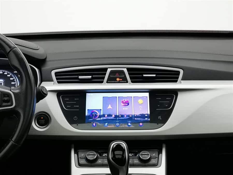 GEELY Boyue 2018 immagine di auto #13