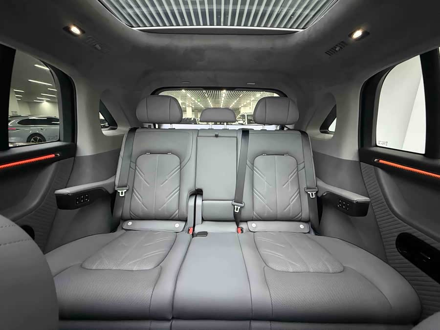 Zeekr MIX 2024 car image #13